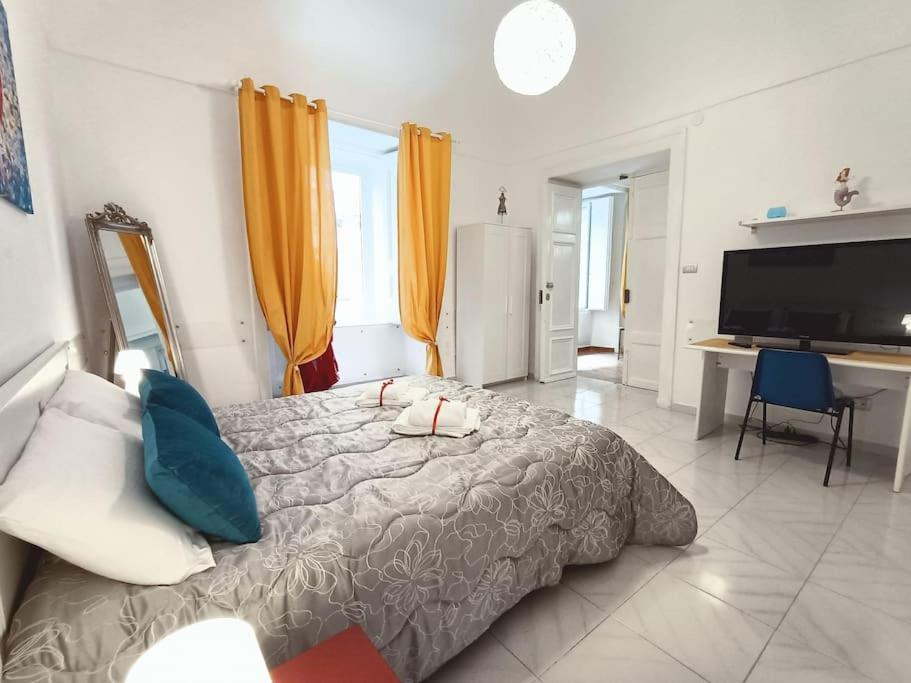 Fashion Cathedral Apartment, Centro Storico Napoli מראה חיצוני תמונה